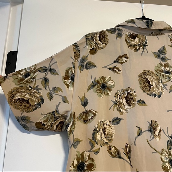 Scorpio | Vintage Button Up Shirt - Picture 10 of 14